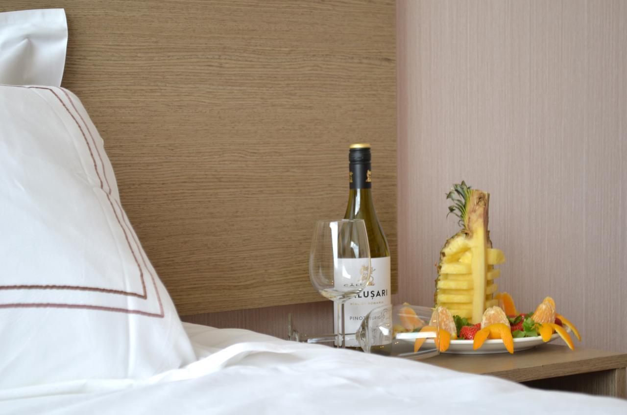 นิว เซ็นจูรี โฮเต็ล อัมสเตอร์ดัม Hotel ภายนอก รูปภาพ