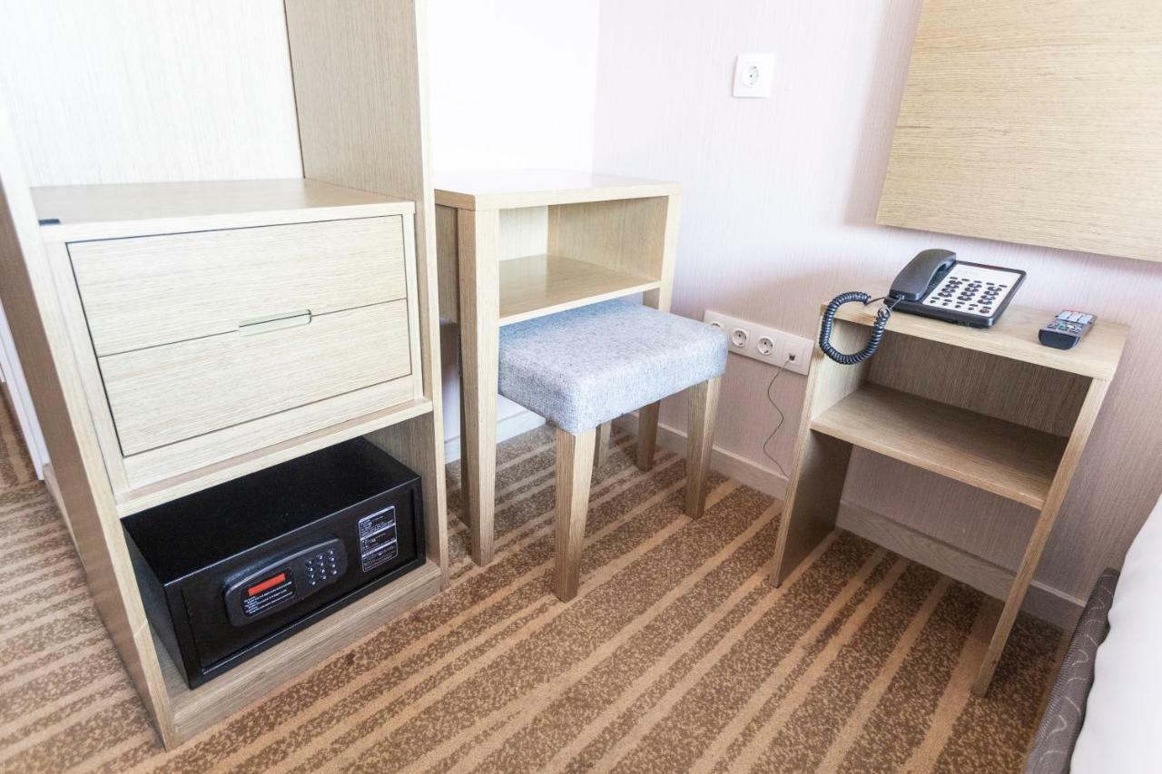 นิว เซ็นจูรี โฮเต็ล อัมสเตอร์ดัม Hotel ภายนอก รูปภาพ